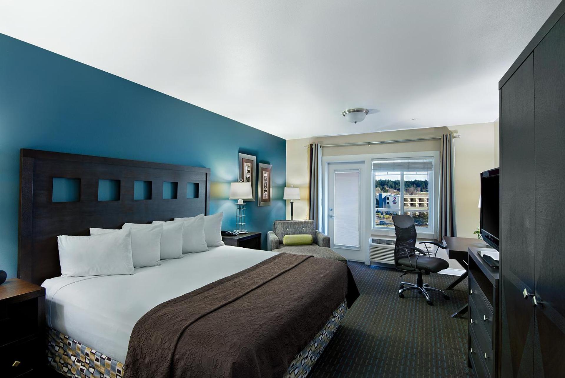 Oxford Suites Silverdale Exterior photo